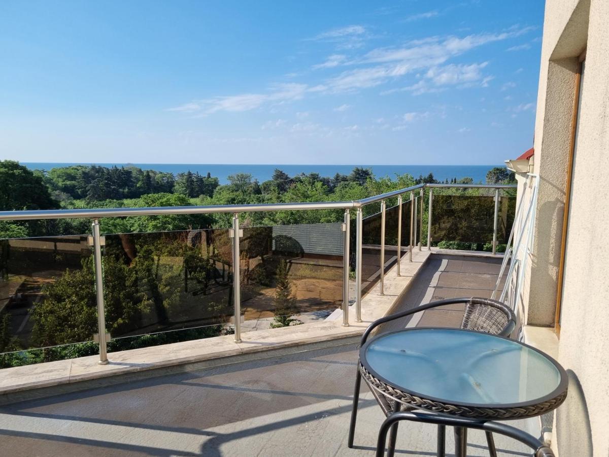 Fantasy Apartments Saint Constantine And Helena Resort 산콘스탄틴앤헬레나 외부 사진