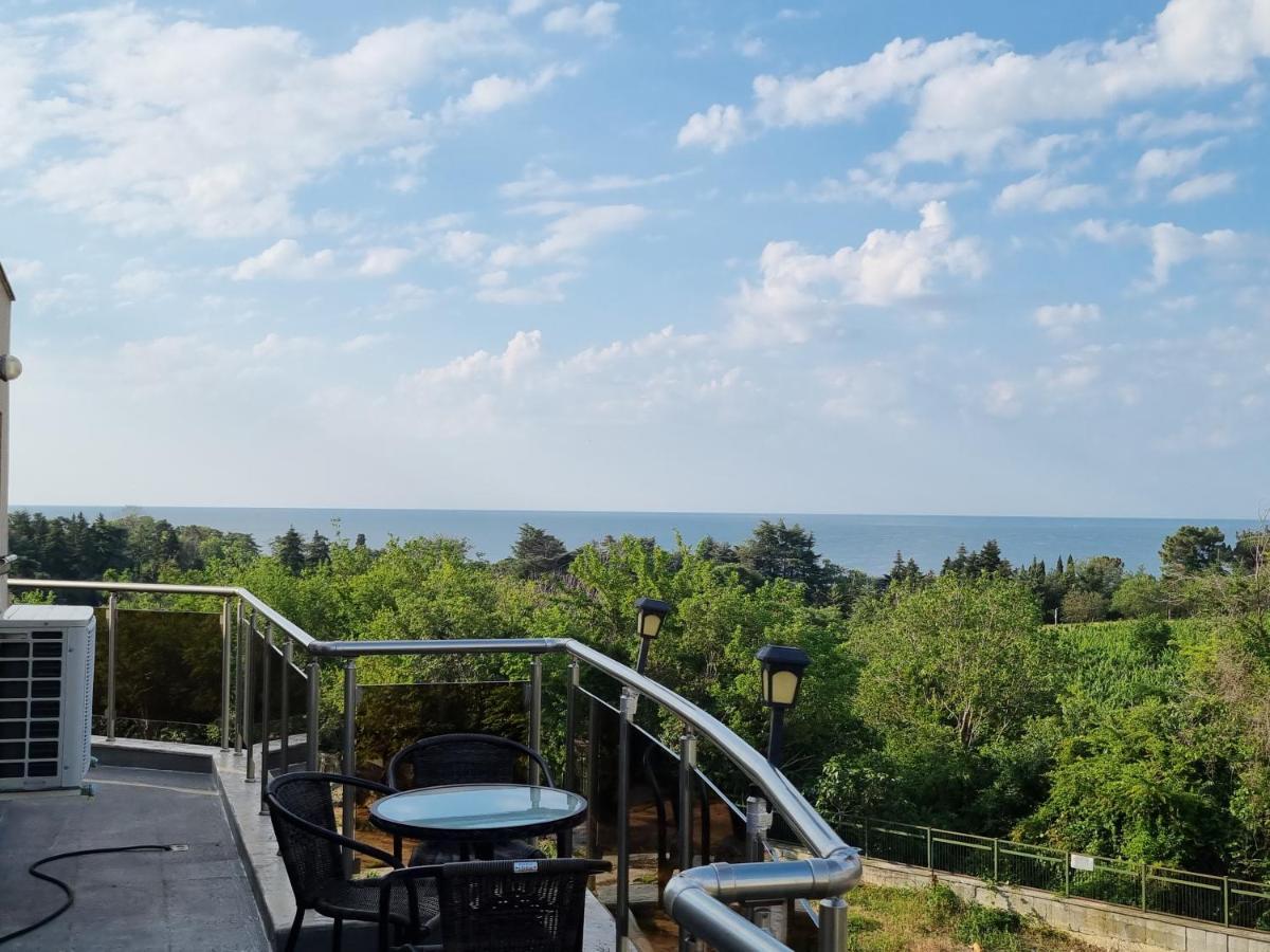Fantasy Apartments Saint Constantine And Helena Resort 산콘스탄틴앤헬레나 외부 사진